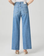 Paige Anessa 31in Ferrera