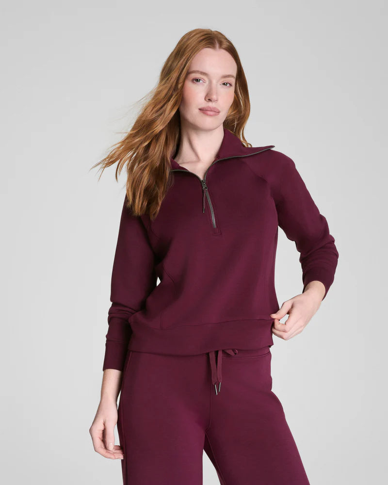 Spanx: Air Essentials Half Zip