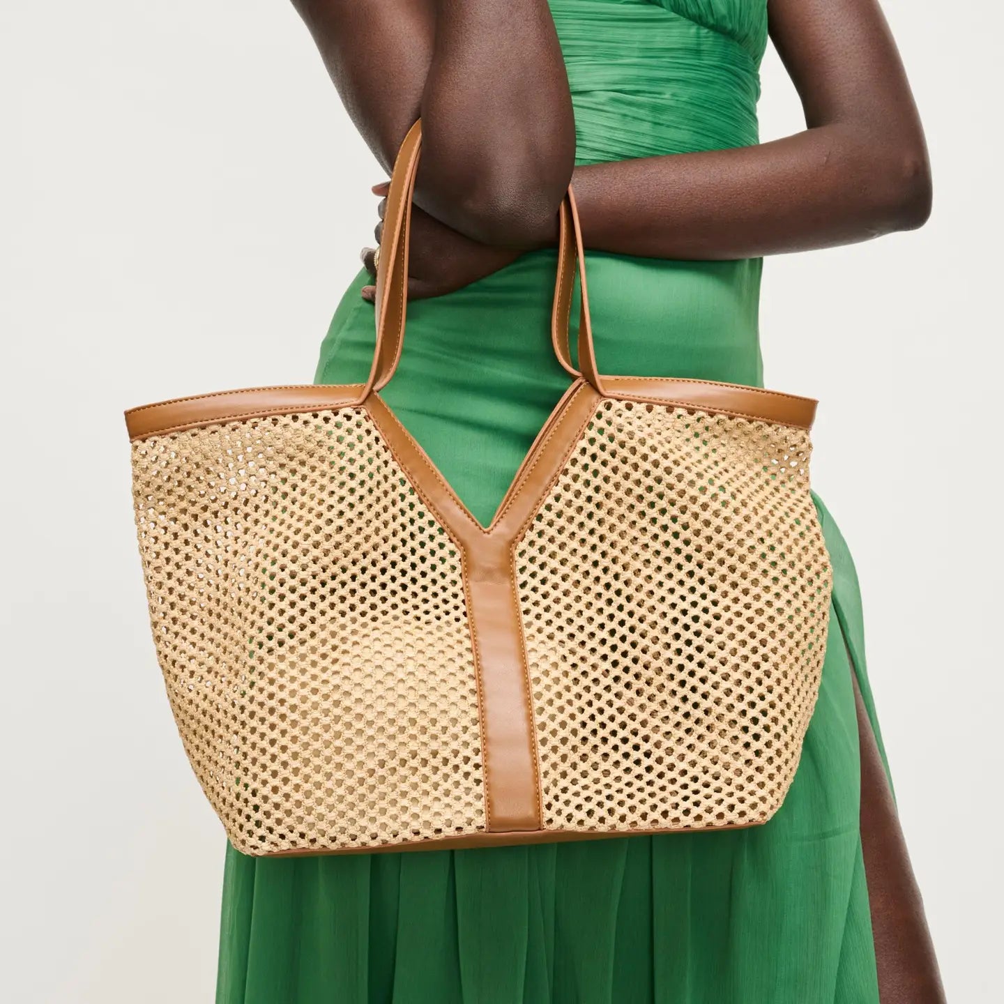 Urban Expressions Naida