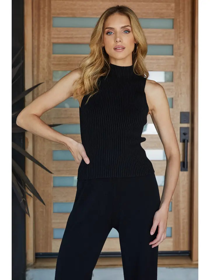 Milio Milano Ribbed Mock Neck Top