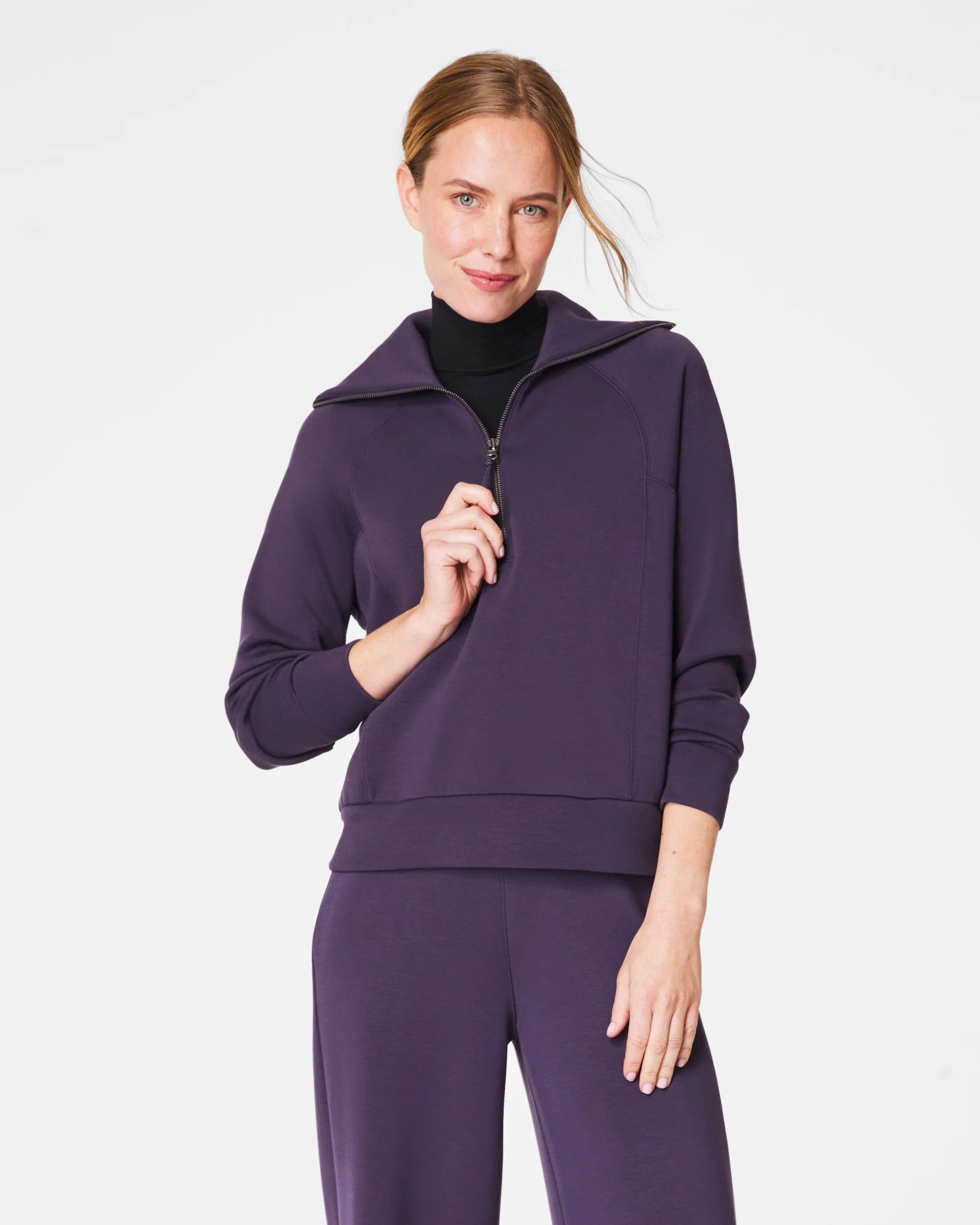 Spanx: Air Essentials Half Zip