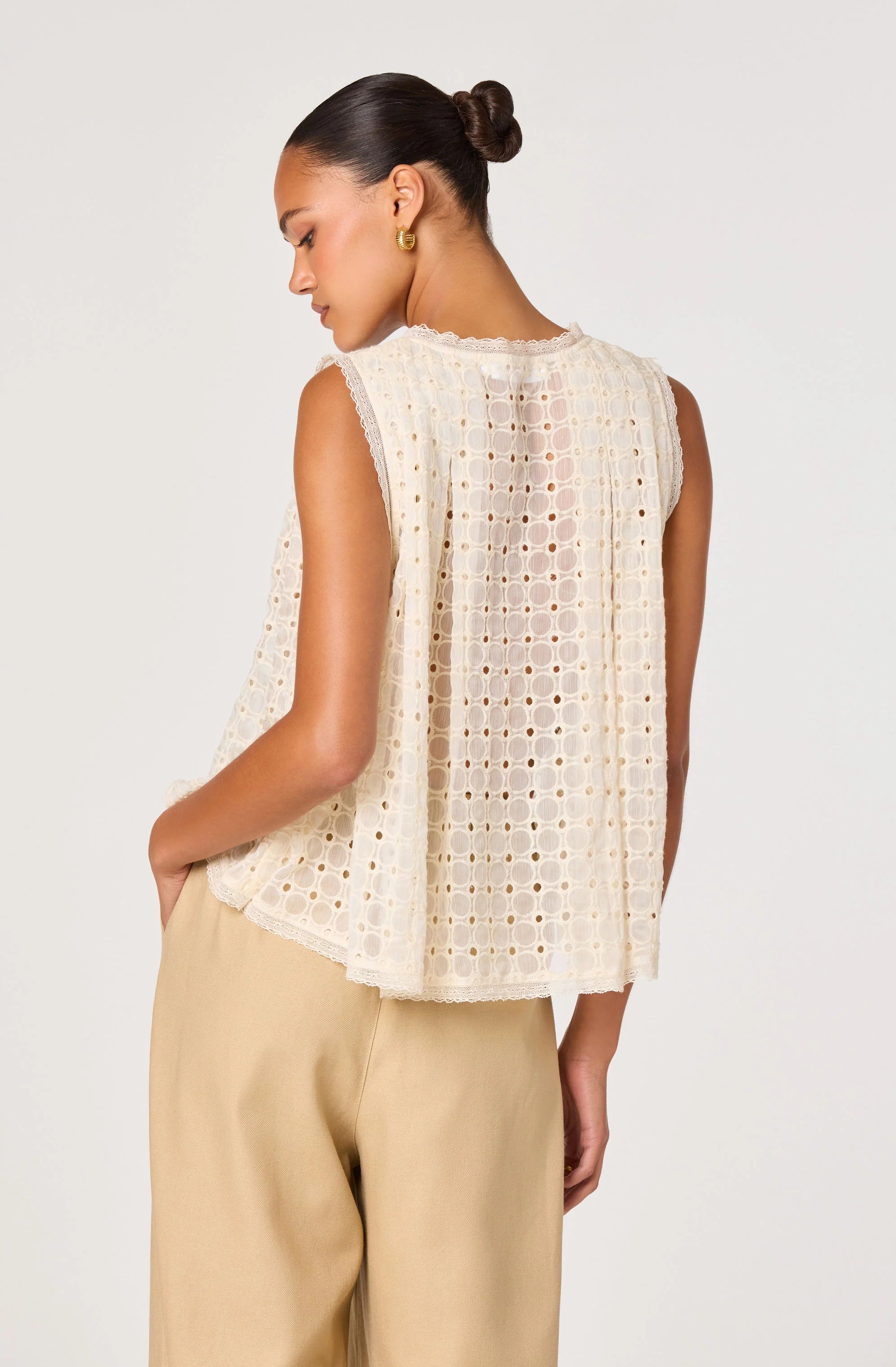 ASTR Alisa Top