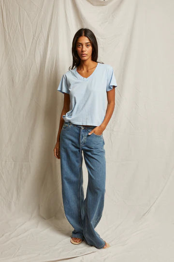 Perfect White Tee Hendrix Basic VNeck