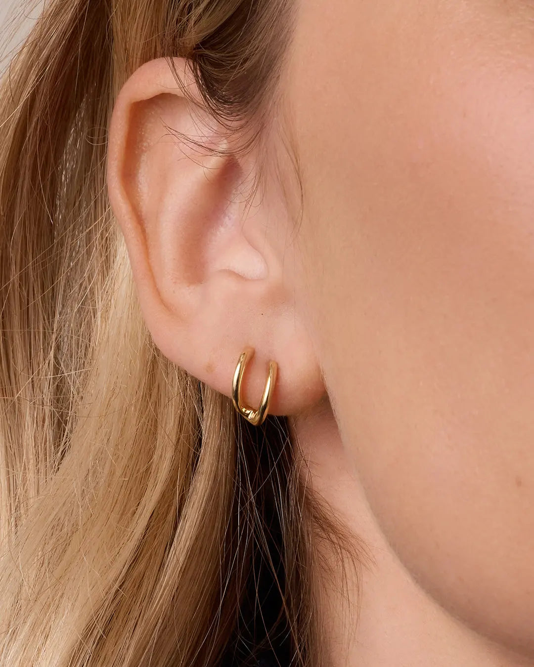 Gorjana Taner Double Huggie