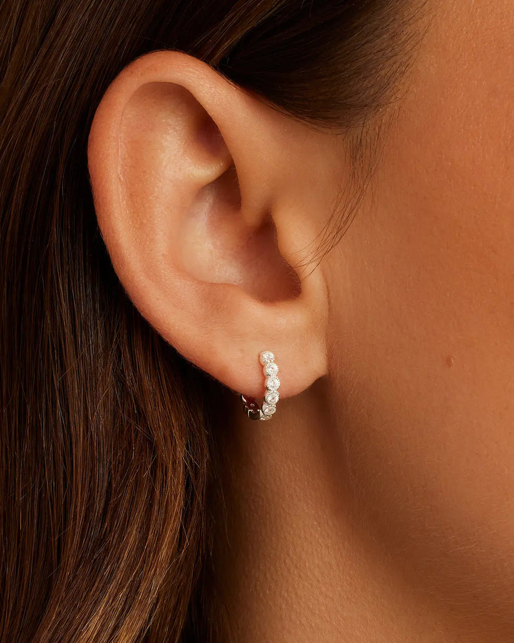 Gorjana: Madison Shimmer Huggies Silver