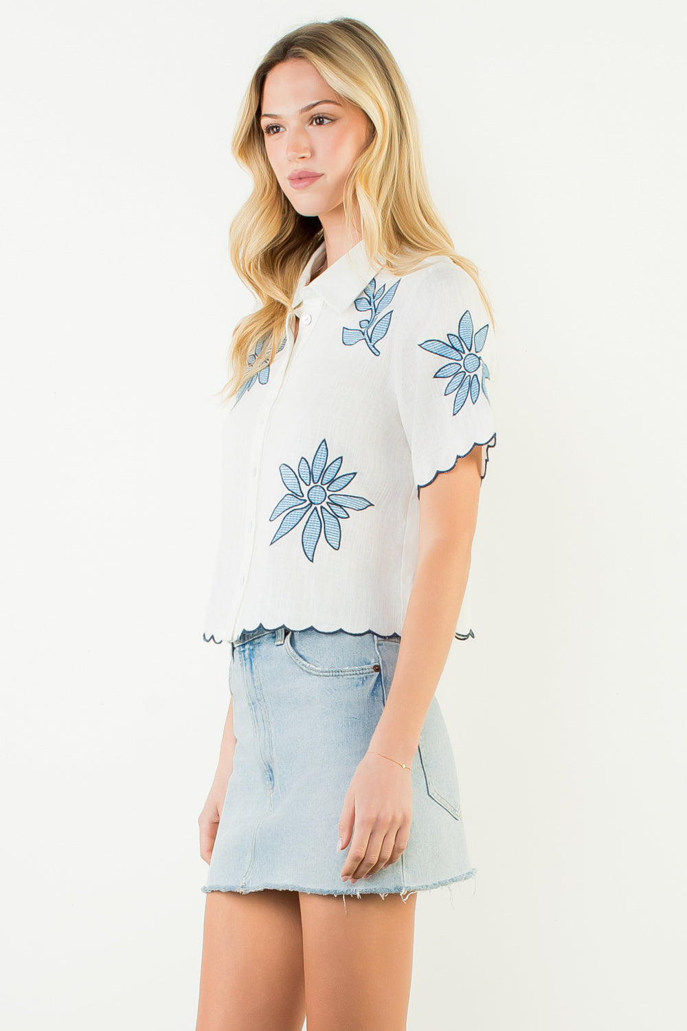 THML Short Sleeve Floral Embroidery Top