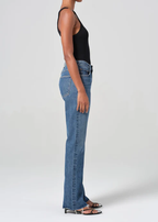 AGolde Leena in Placebo