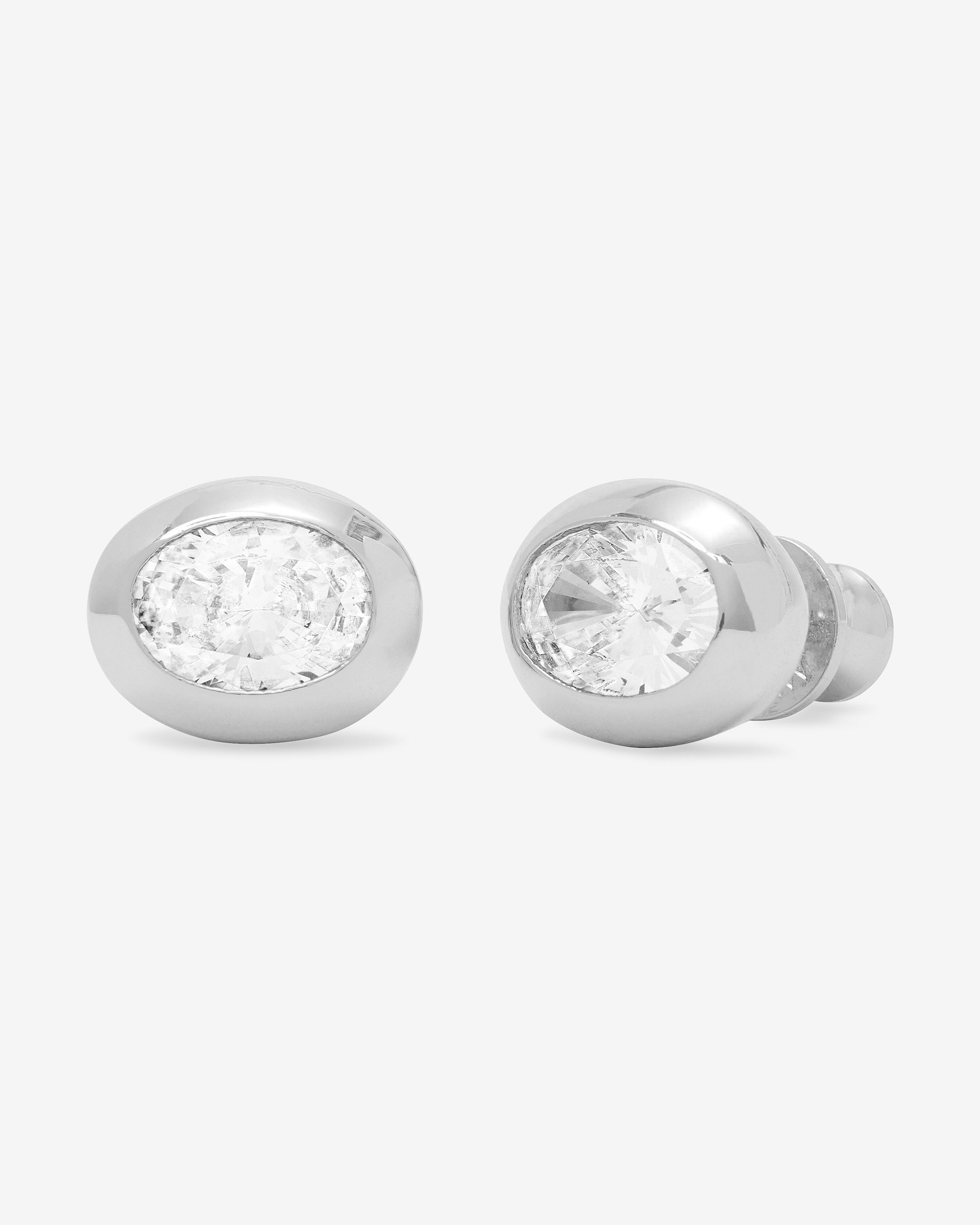 Melinda Maria She's a Boss Studs 8mm Silver